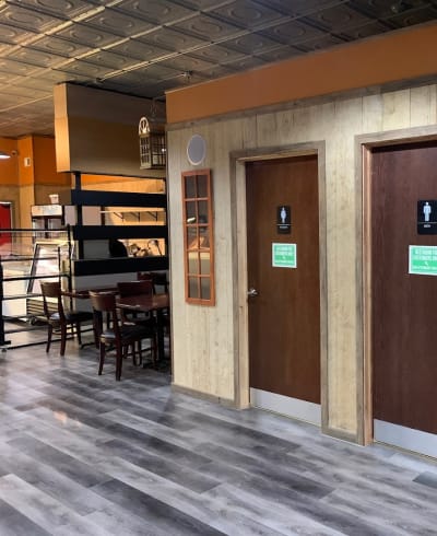 Gually’s Bakery & Restaurant